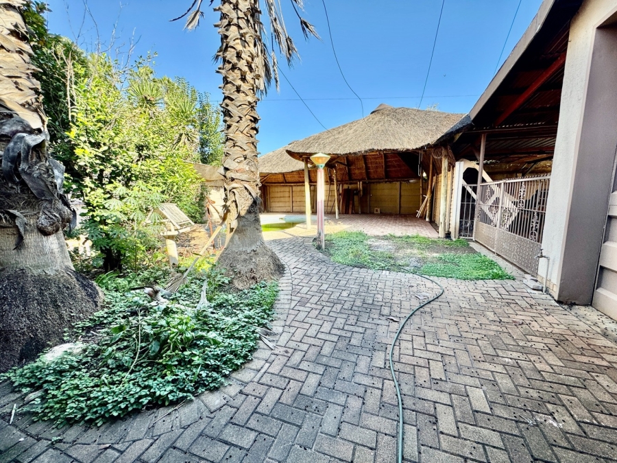 5 Bedroom Property for Sale in Potchefstroom North West